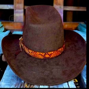 Vintage Bailey Felted Brown Beaver Fur Cowboy Hat, Size 7​​​​​​​.